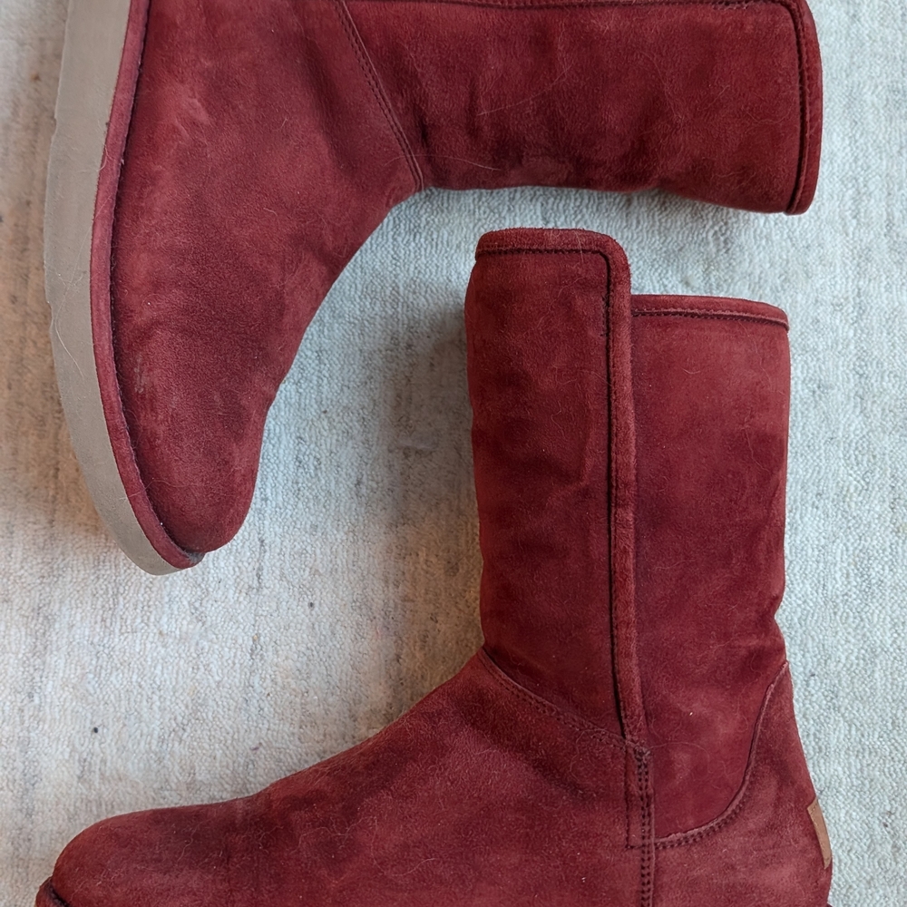 UGG Abree Short Boots in Rust - image 3